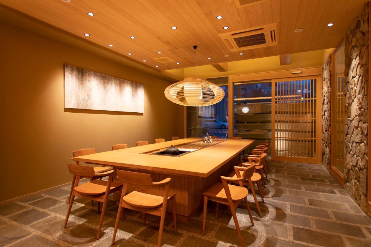 Hotel Kanazawa Zoushi Buitenkant foto