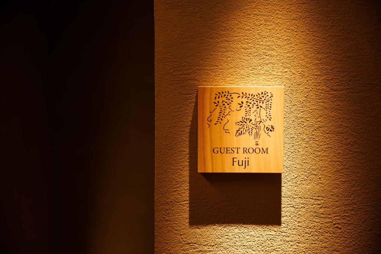 Hotel Kanazawa Zoushi Buitenkant foto